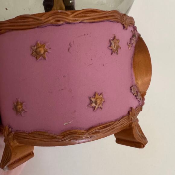 Disney Tangled Rapunzel and Flynn Rider I See The Light Musical Snow Globe RARE - Picture 6 of 8